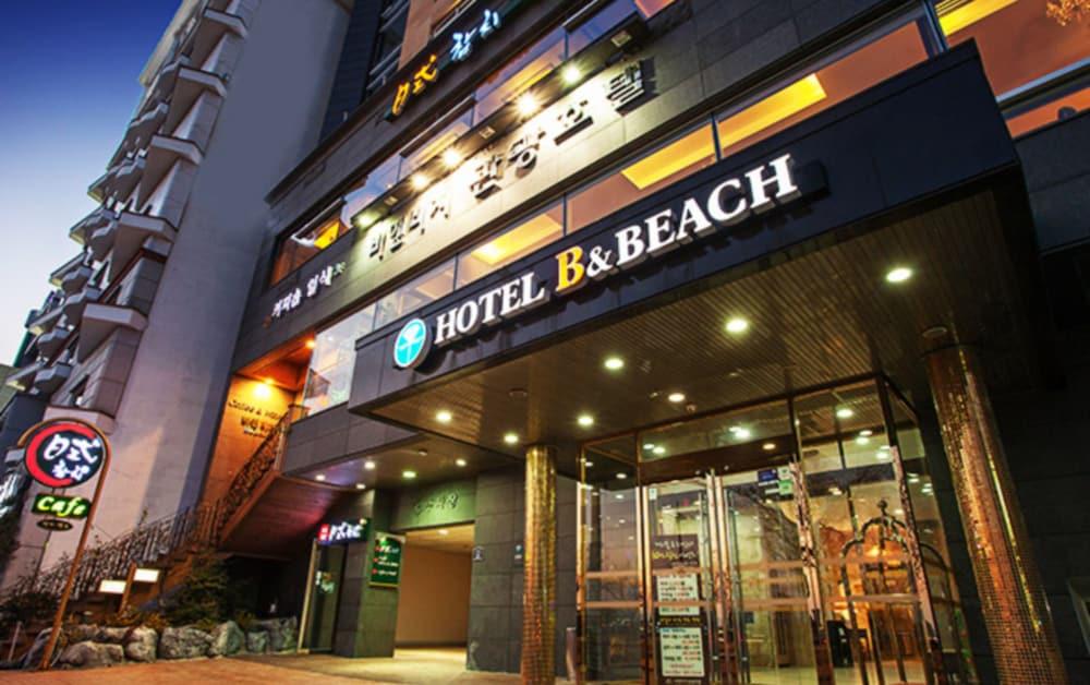 B&Beach Tourist Hotel Yeosu Bagian luar foto