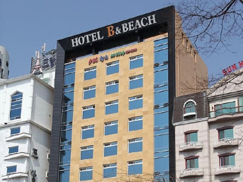 B&Beach Tourist Hotel Yeosu Bagian luar foto