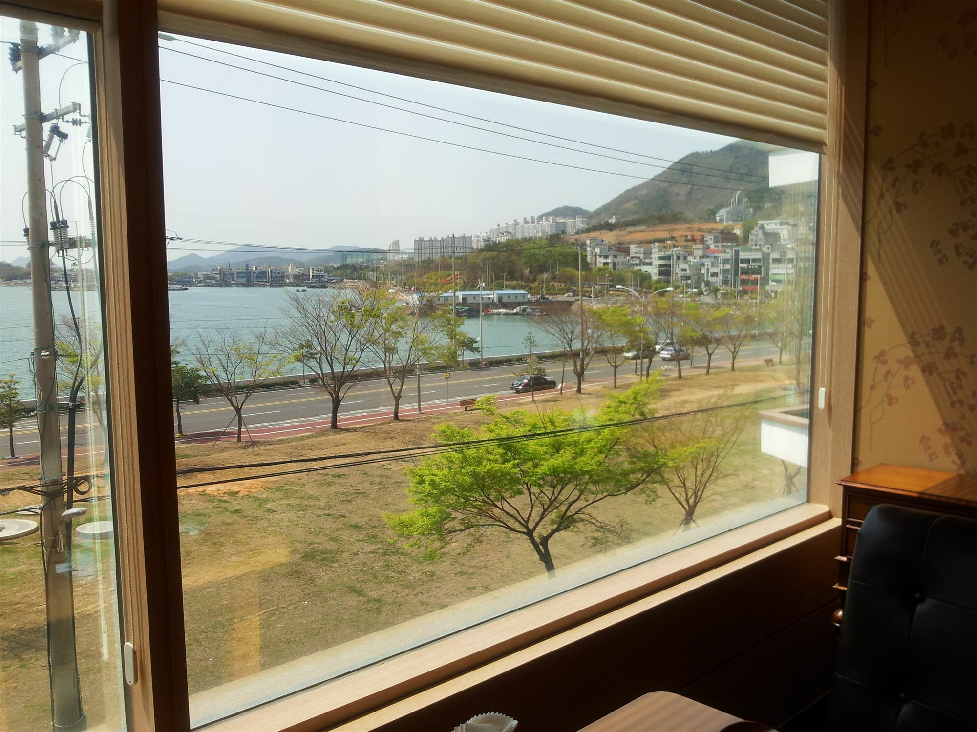 B&Beach Tourist Hotel Yeosu Bagian luar foto